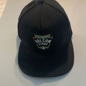 VOLCOM  Black Hat